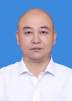 彭晓东 社区居委会副主任.jpg