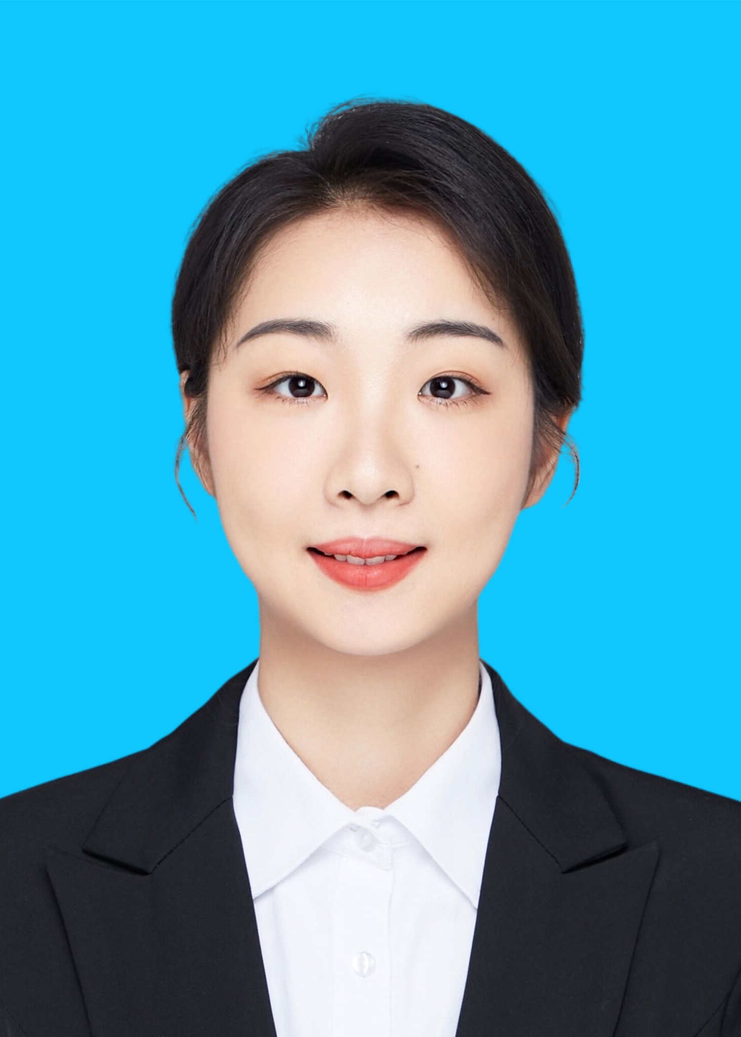 9 冯怡 社区民生保障委员.jpg