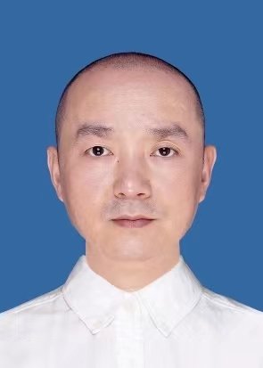 王鹏.jpg