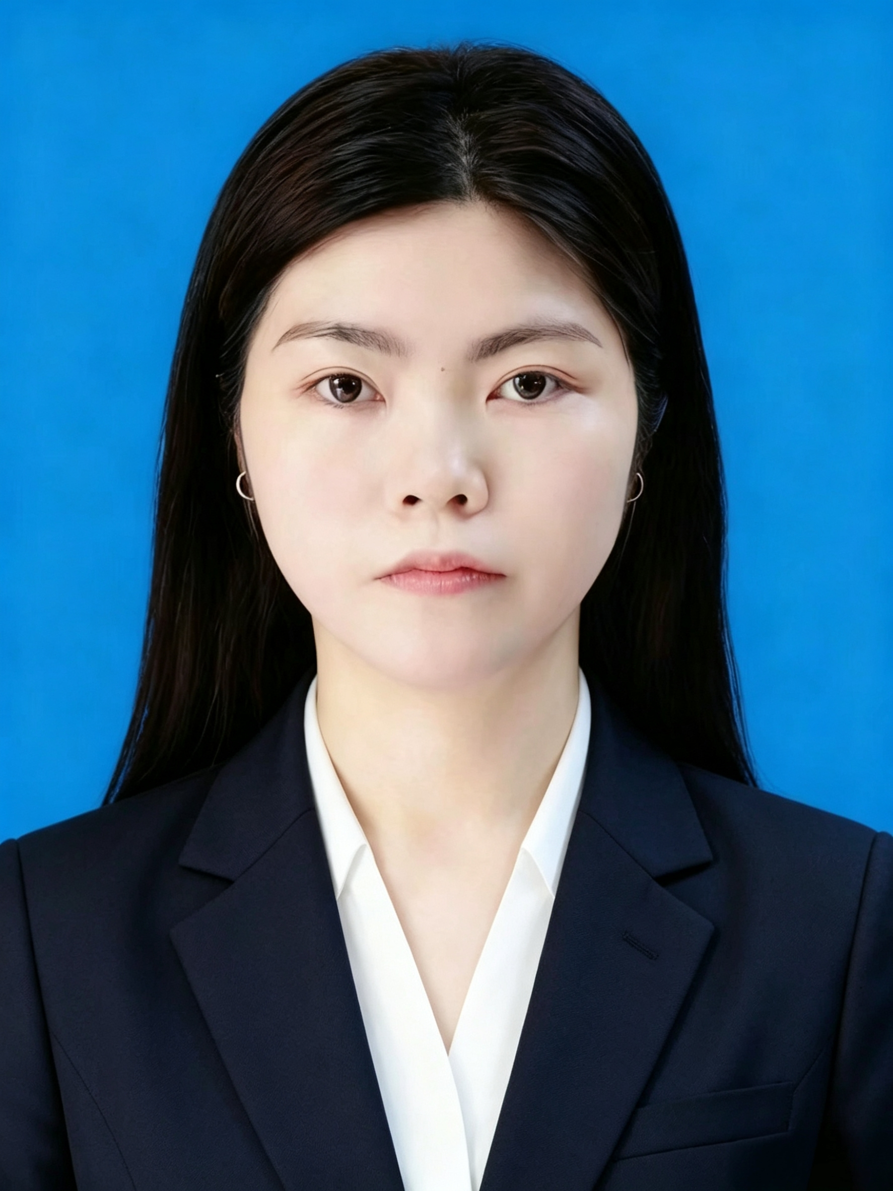 熊玲玲.png