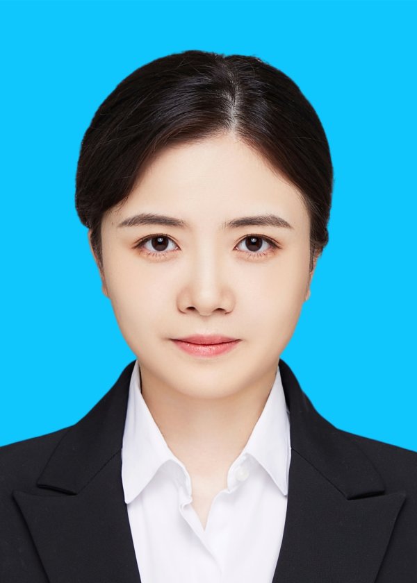 赖玲.jpg